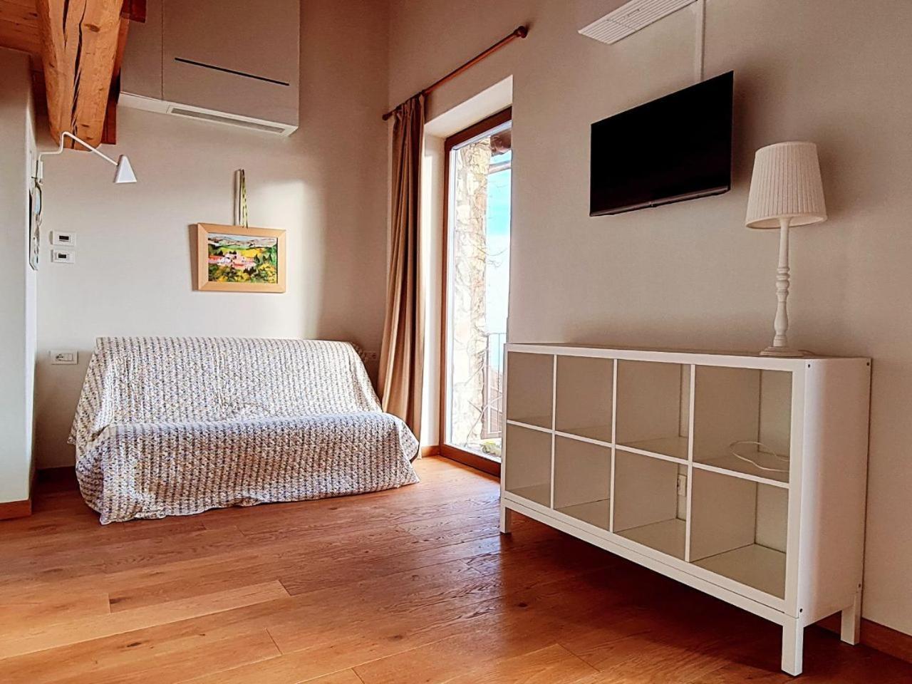 Agriturismo San Genesio Rovagnate Ngoại thất bức ảnh